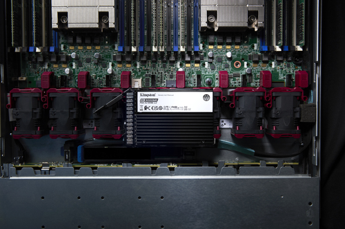 Kingston Technology 15.36TB DC3000ME U.2 PCIe 5.0 NVMe TCG Opal Enterprise SSD