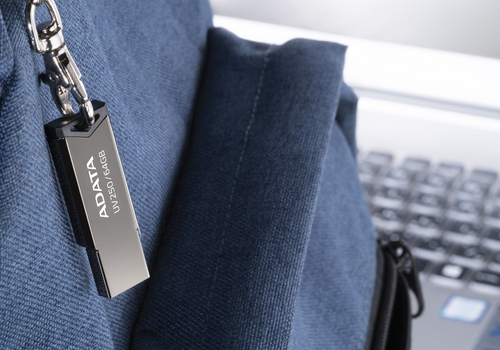ADATA UV250 USB flash drive 16 GB USB Type-A 2.0 Silver