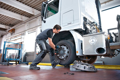 Bosch GDS 18V-1000 Professional 1750 RPM Blue